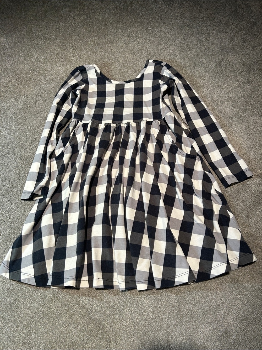 Hanna Andersson Black and White Gingham Long-Sleeve Dress
